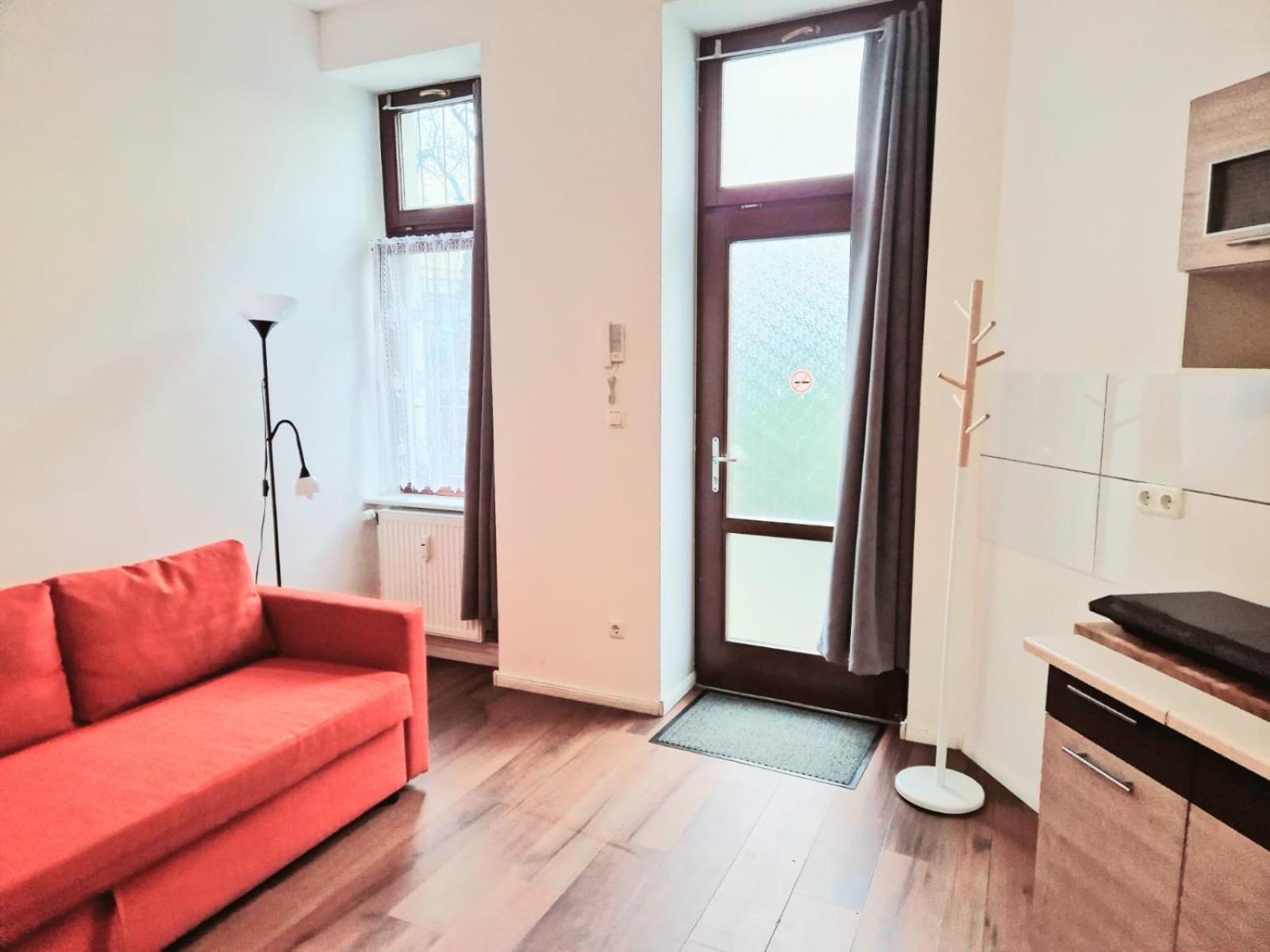 City Studio Apartment For 4, Near Sonnenallee Берлін Екстер'єр фото
